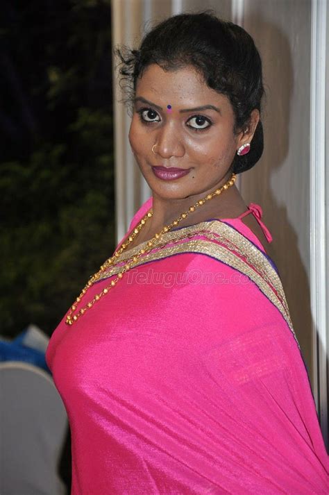 sexy hot aunty|Free Desi Aunty In Saree Hot Photos